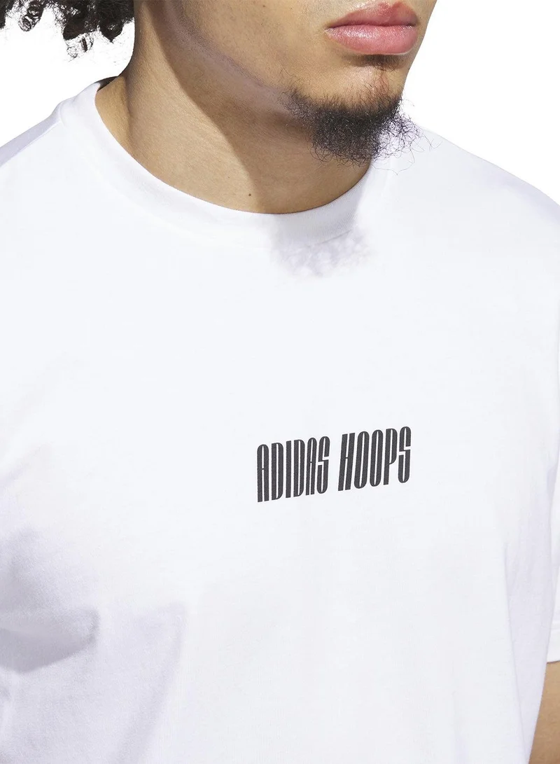 اديداس تي شيرت رجالي أبيض برسومات مبتكرة بأكمام قصيرة