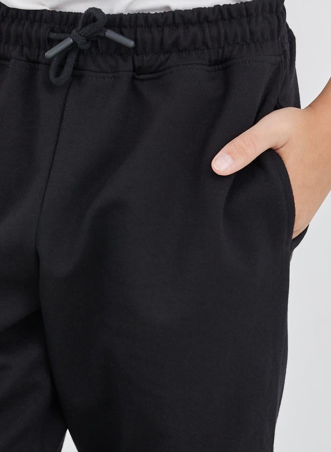 Styli Black Solid Cuffed Joggers With Slip Pockets - Image 3