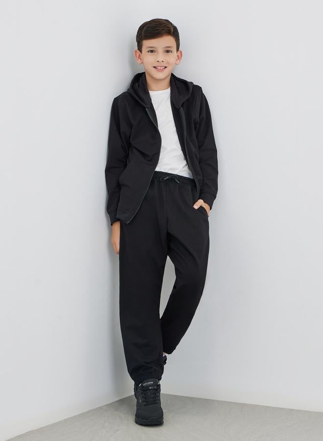 Styli Black Solid Cuffed Joggers With Slip Pockets - Image 2