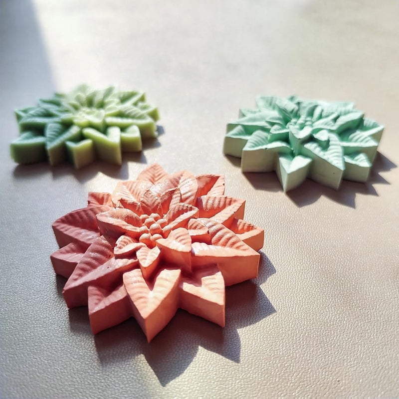 Wehous 2PCS Christmas Holly Leaf Silicone Molds, Christmas Chocolate Fondant Mold for Baking, Plant Leave Resin Candle Soap Mold, Cake Decorating Dessert Mold, DIY Resin Casting Clay Craft Accessories - Image 5