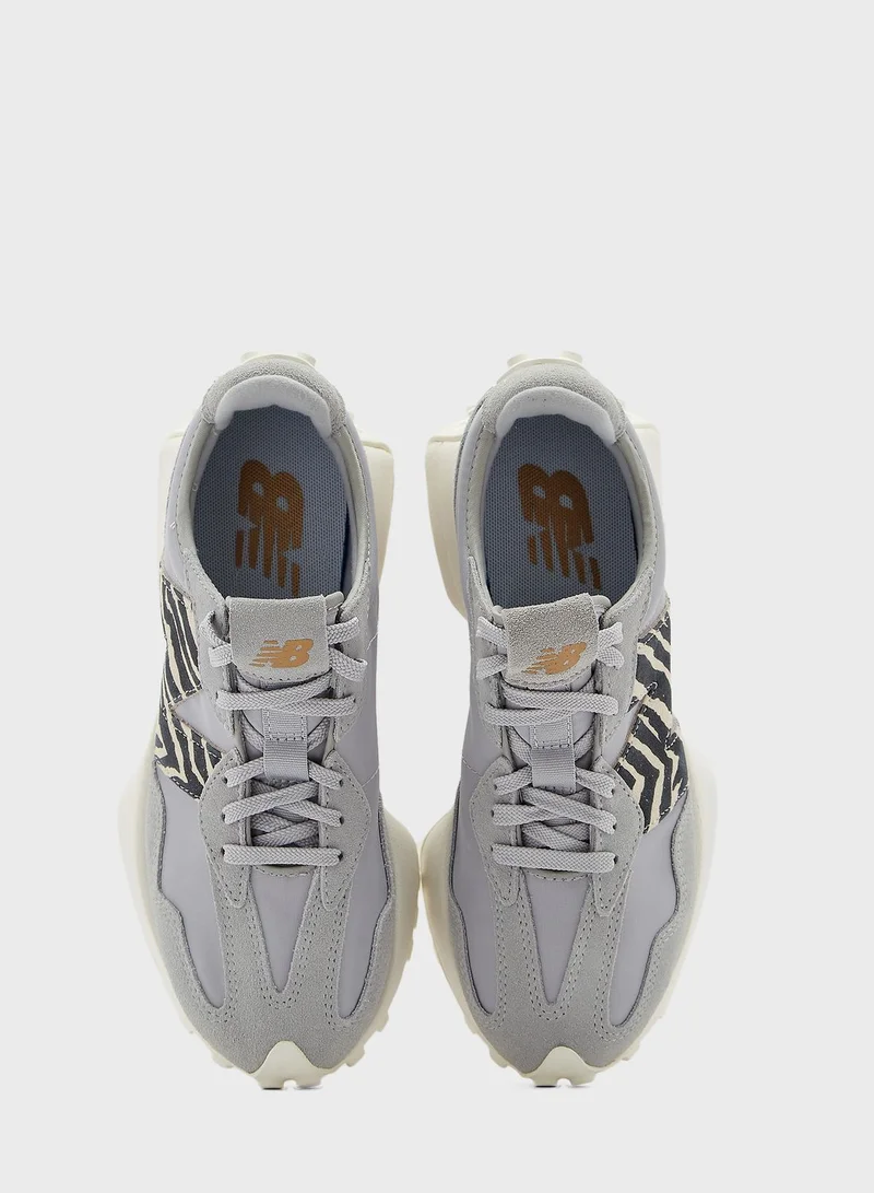 New Balance 327 Low Top Sneakers