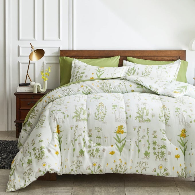 7 PIECE BOTANICAL BED IN A BAG QUEEN GREEN LEAVES YELLOW FLOWER ON GREEN TINT SMOOTH SOFT MICROFIBER COMFORTER SHEET SET FOR ALL SEASON