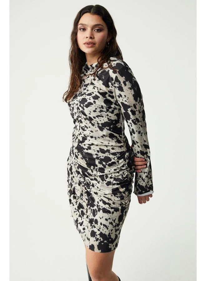 Ethiquet  LAURENBB Women's Body-Hugging Ruched Long Sleeve Cow-Pattern Plus Size Dress. for Women | Best Price UAE