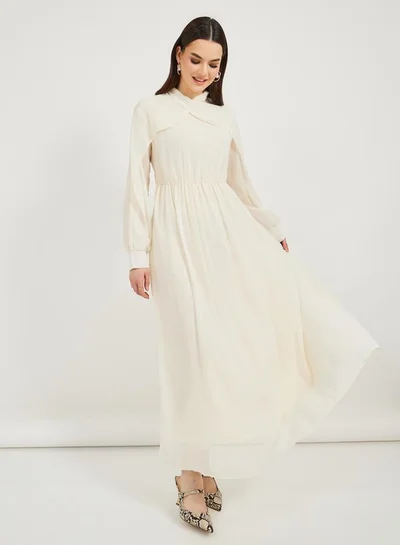 Styli Styli Solid Ruched Waist Detail A-Line Maxi Dress
