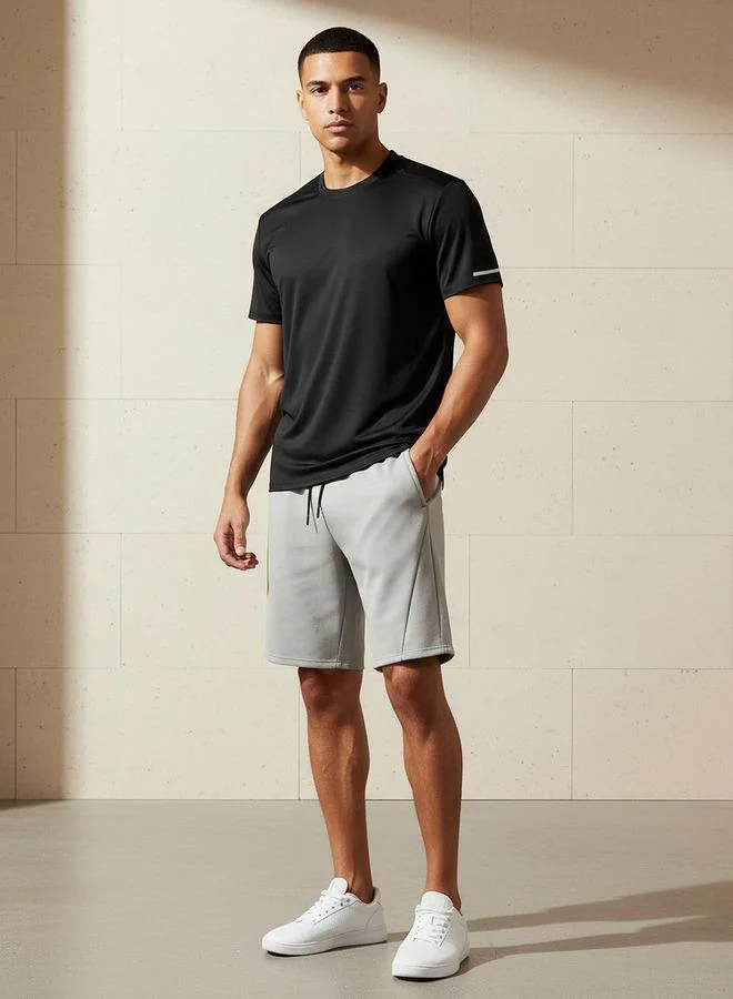 سبلاش فيڤ Men Regular Fit Crew Neck Short Sleeve Printed T-shirt