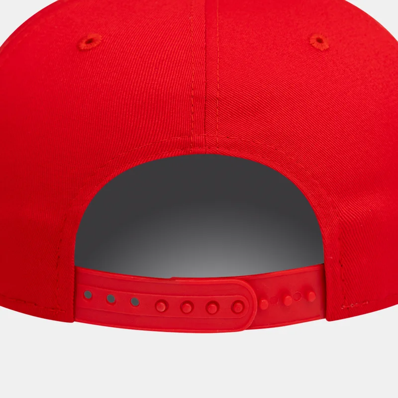 New Era Red Men's NBA Chicago Bulls Washed Precurved Golfer Cap for Men | Best Price UAE