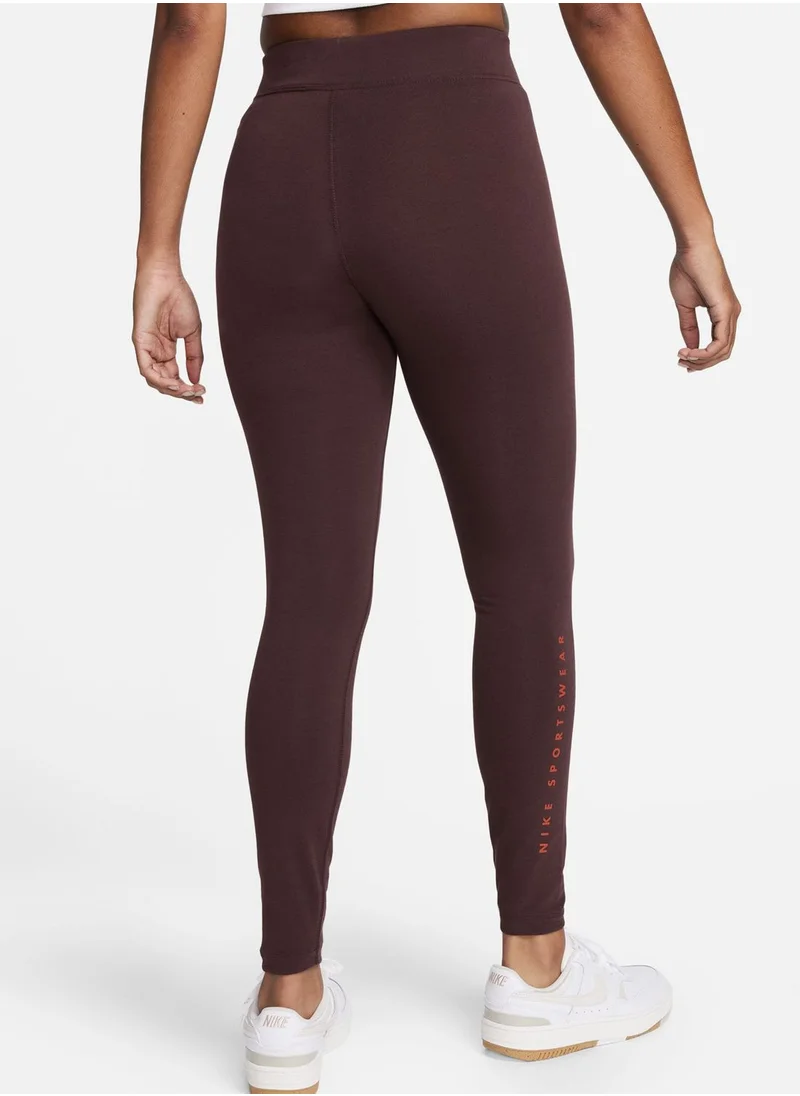 Nike Essential Leggings