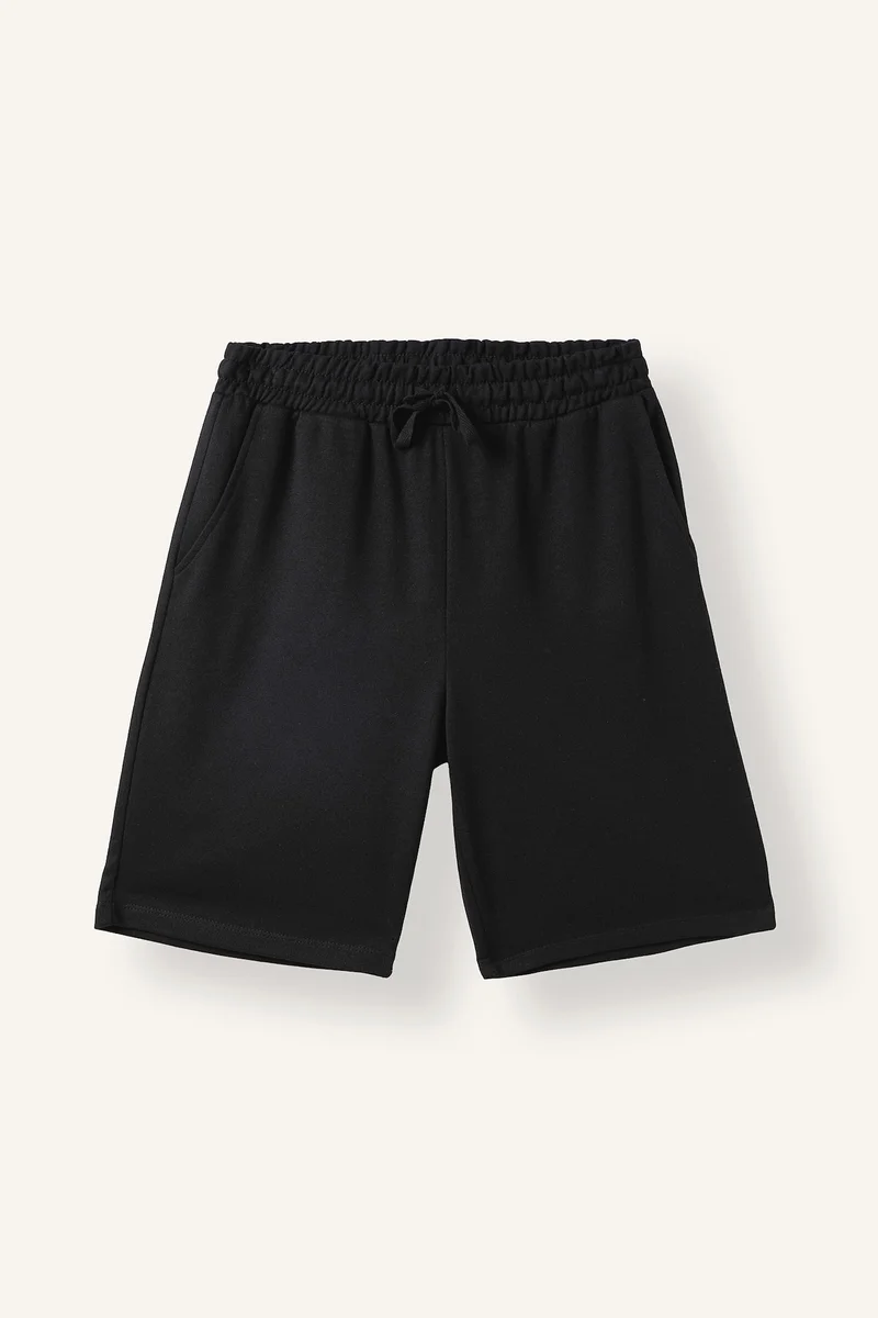 ديفاكتو Regular Fit Straight Leg Bermuda Shorts