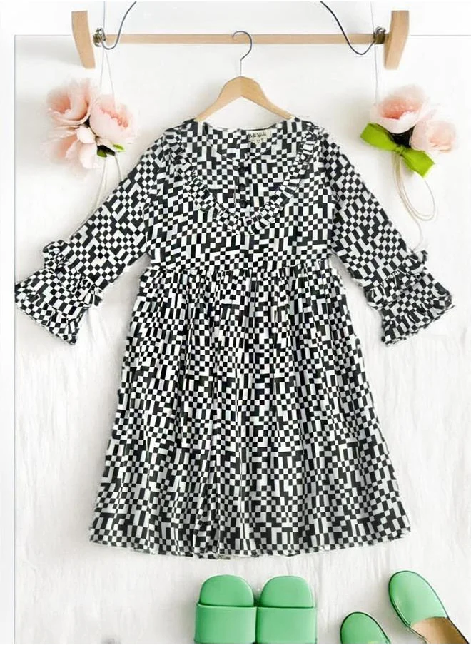 بيلا مودا All-Over Print Button Detail Long Sleeves Dress