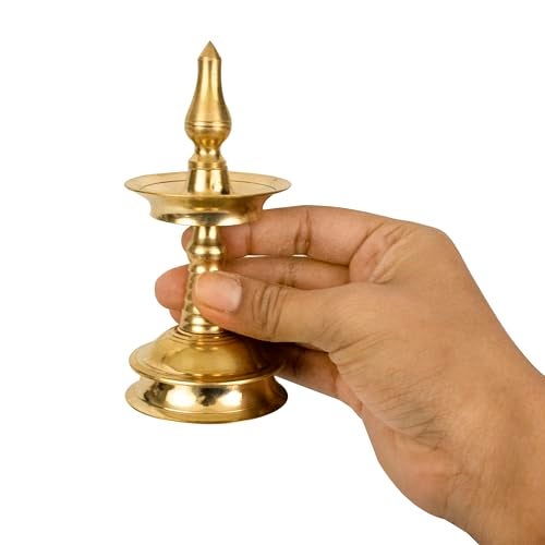 Putrika Traditional Brass Kerala Kuthu villaku Diya for Puja | Lord Ayyappan Vilakku|Pooja Aarti|Arti Deepak Deepam Oil Lamp for Home Temple [Weight:125g]-Kerala Nila Villakku(4.5inch) - Image 2