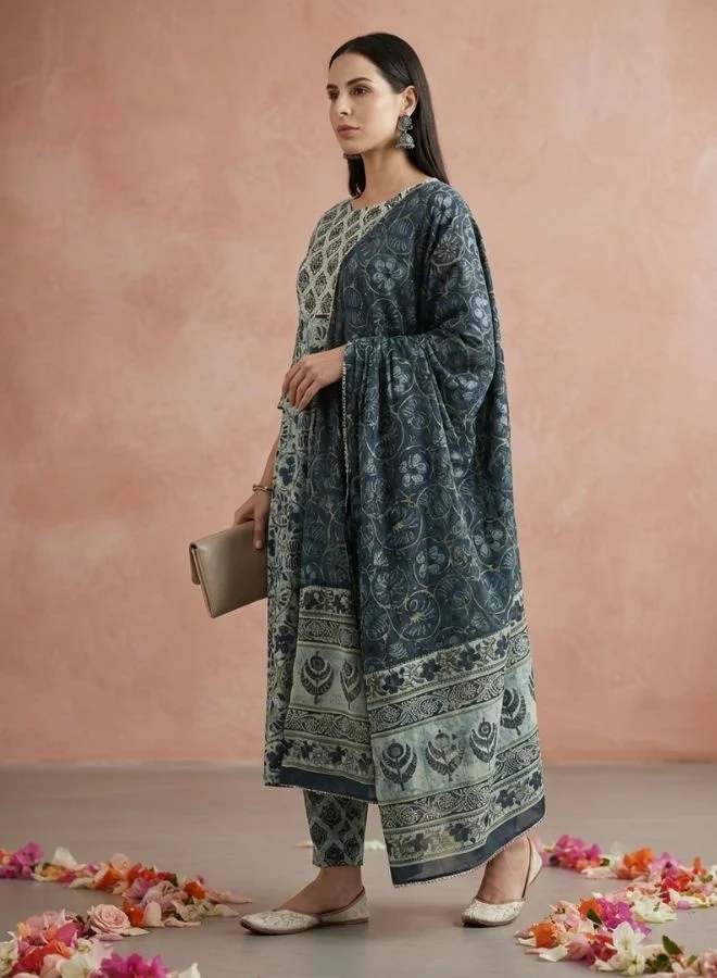 Yuris  Yuris Women Blue Floral Printed Pure Cotton Kurta with Trousers  Dupatta for Women | Best Price UAE