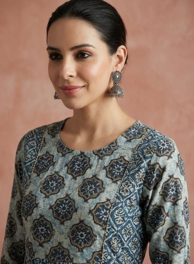 Yuris Women Blue Floral Printed Pure Cotton Kurta with Trousers  Dupatta - Image 2