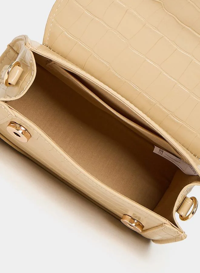 Styli Curved Flap Textured Handbag with Chain Strap