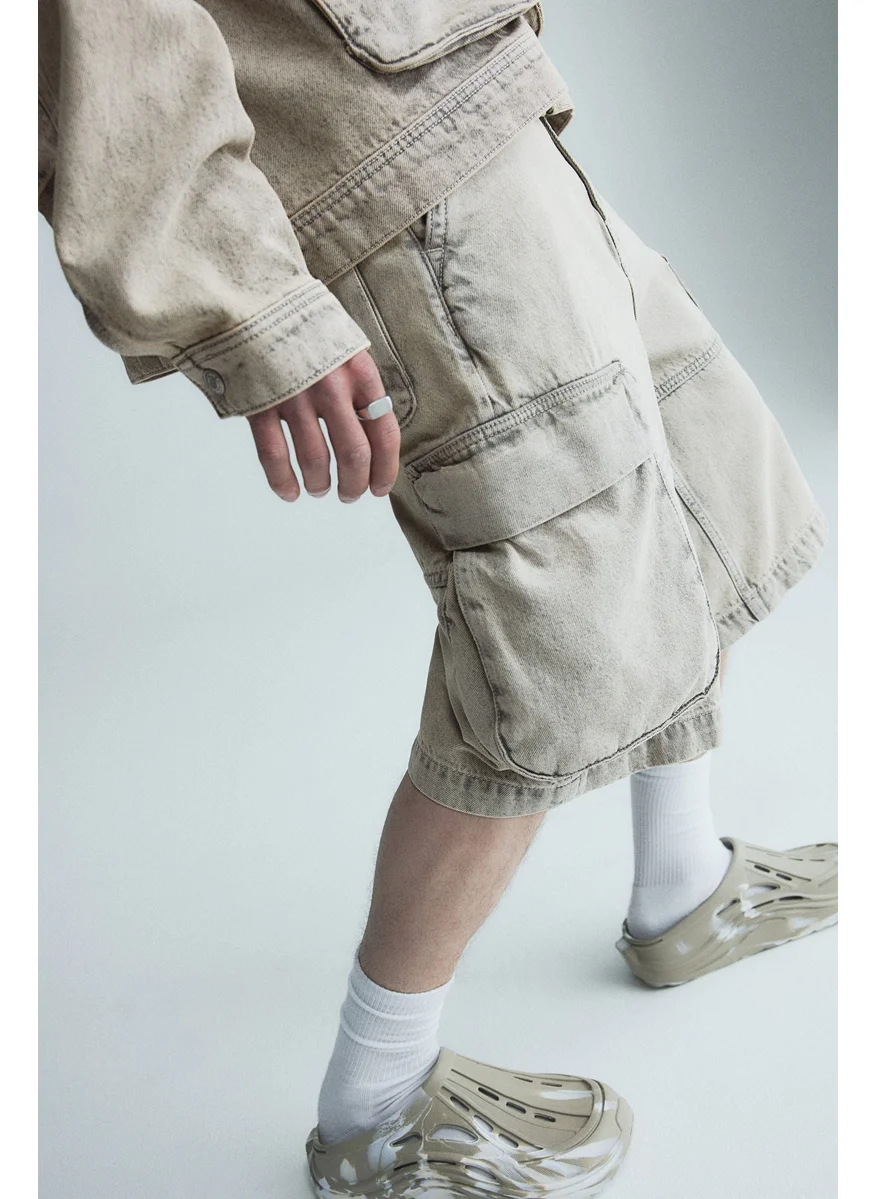 اتش اند ام Loose Denim Cargo Shorts
