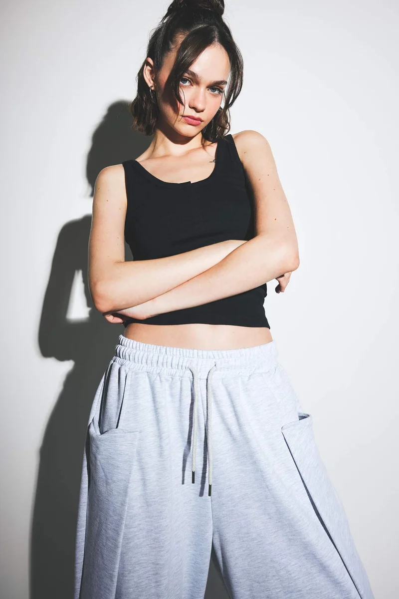 ديفاكتو Fitted Rib Tank Top