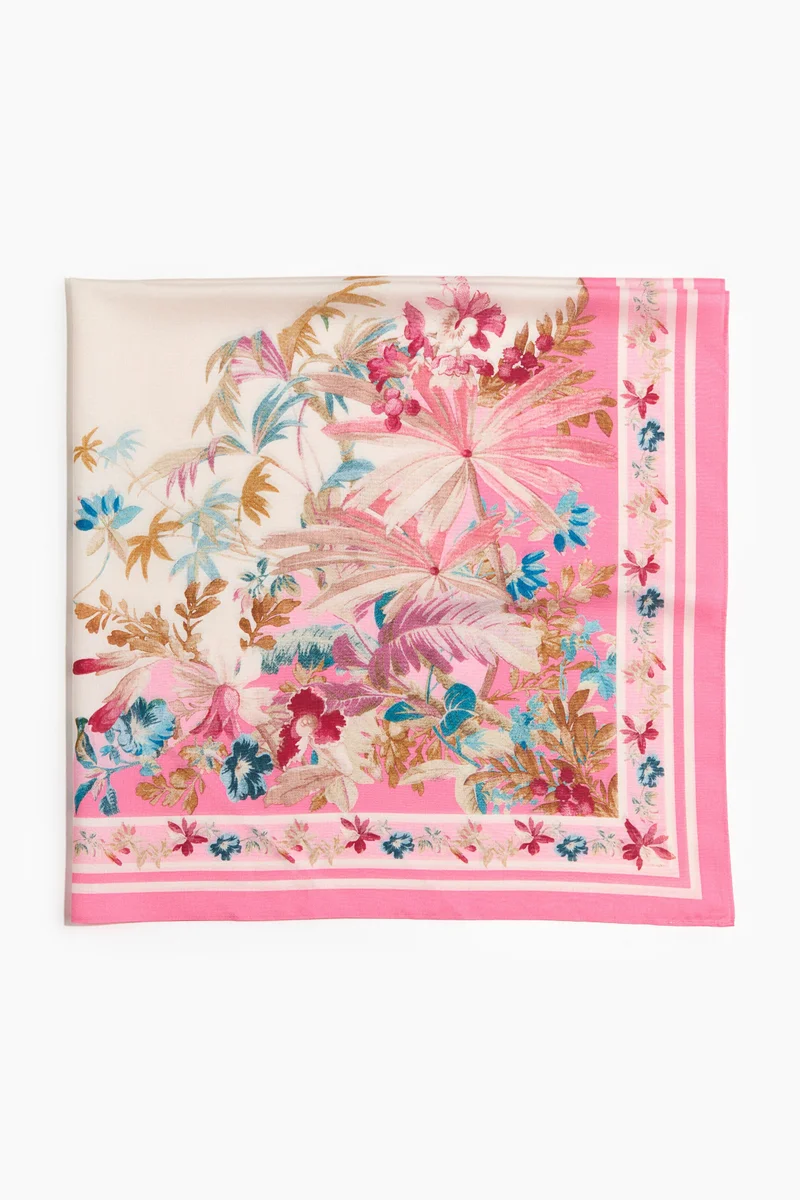 Printed scarf
