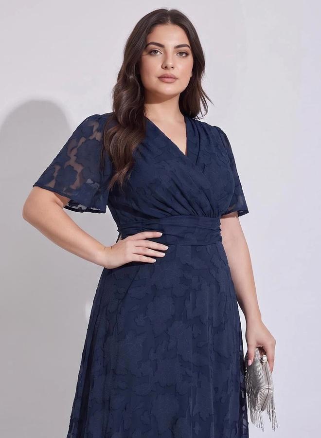 Styli Plus Size Navy Blue Solid V-Neck Jacquard A-Line Maxi Derss - Image 2