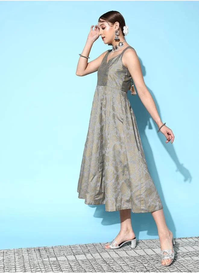 ساسافراس Brocade Floral Print Sweetheart Neck Anarkali Midi Dress by Styli