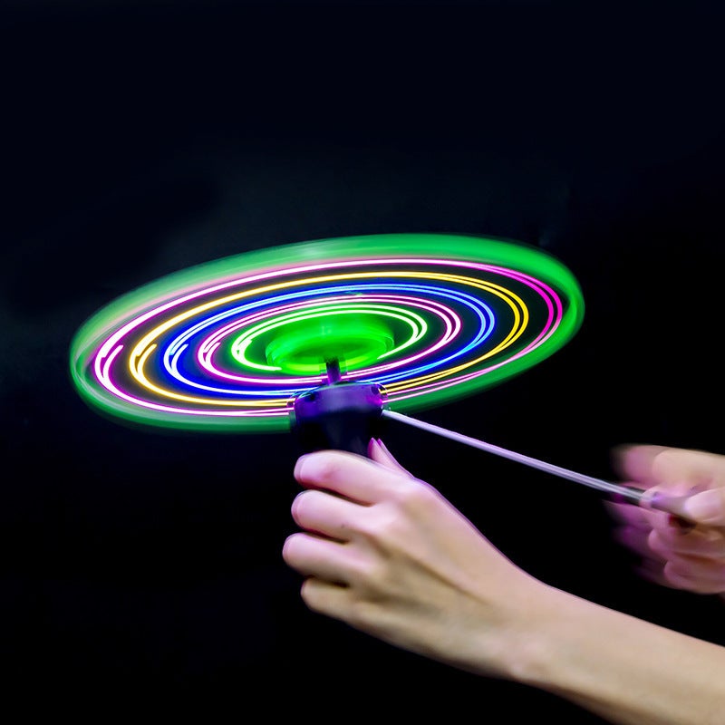 لعبة صحن طائر مضيء بخمسة مصابيح LED - Image 1