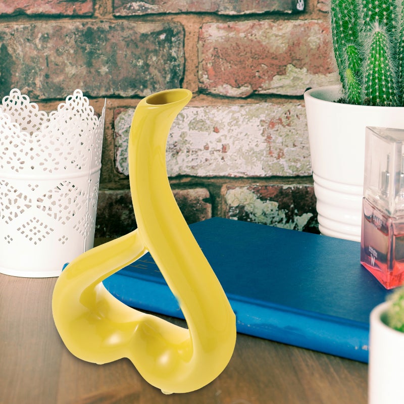 1pc Ceramic Flower Receptacle Heart-shaped Ornament Flower Vase Ceramic Adornment Home Decoration (Yellow) - Image 1