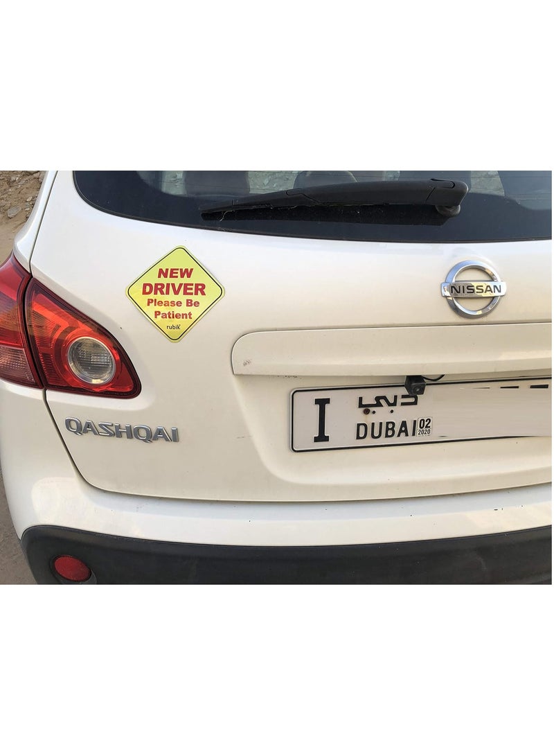 Rubik ملصق علامة السيارة للسائقين الجدد مغناطيسي، سائق جديد يرجى التحلي بالصبر، عاكس للغاية قابل للإزالة وإعادة الاستخدام للسائقين المبتدئين (15x15 سم) أصفر/أحمر - Image 3