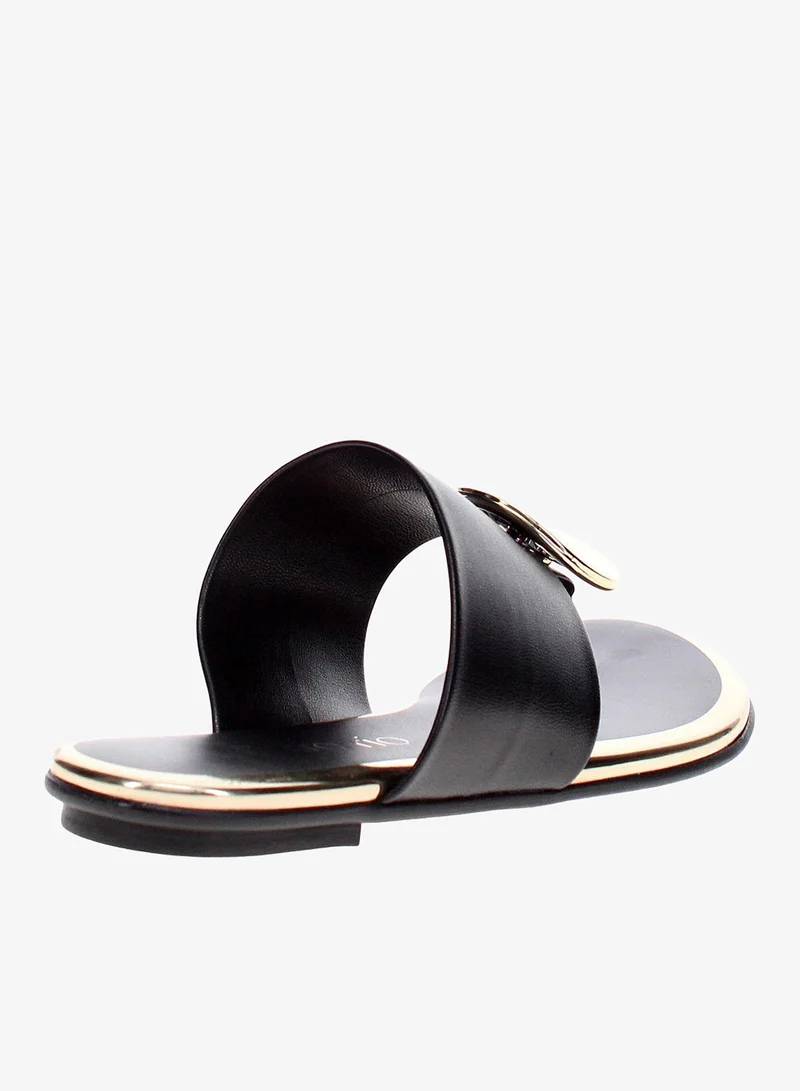 Beira Rio Black Flat Sandals for Women – Stylish & Comfortable Everyday Wear for Women | Best Price UAE