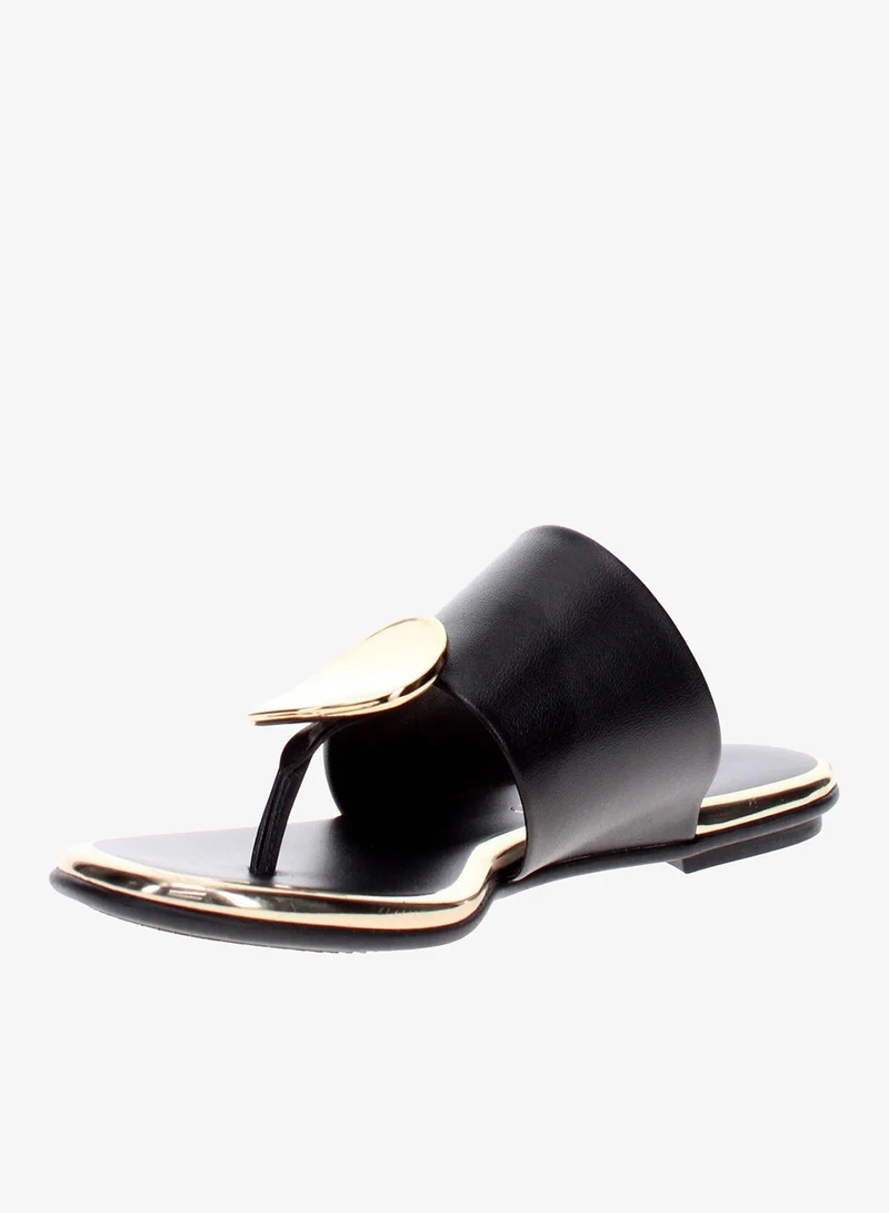 Beira Rio Black Flat Sandals for Women – Stylish & Comfortable Everyday Wear for Women | Best Price UAE