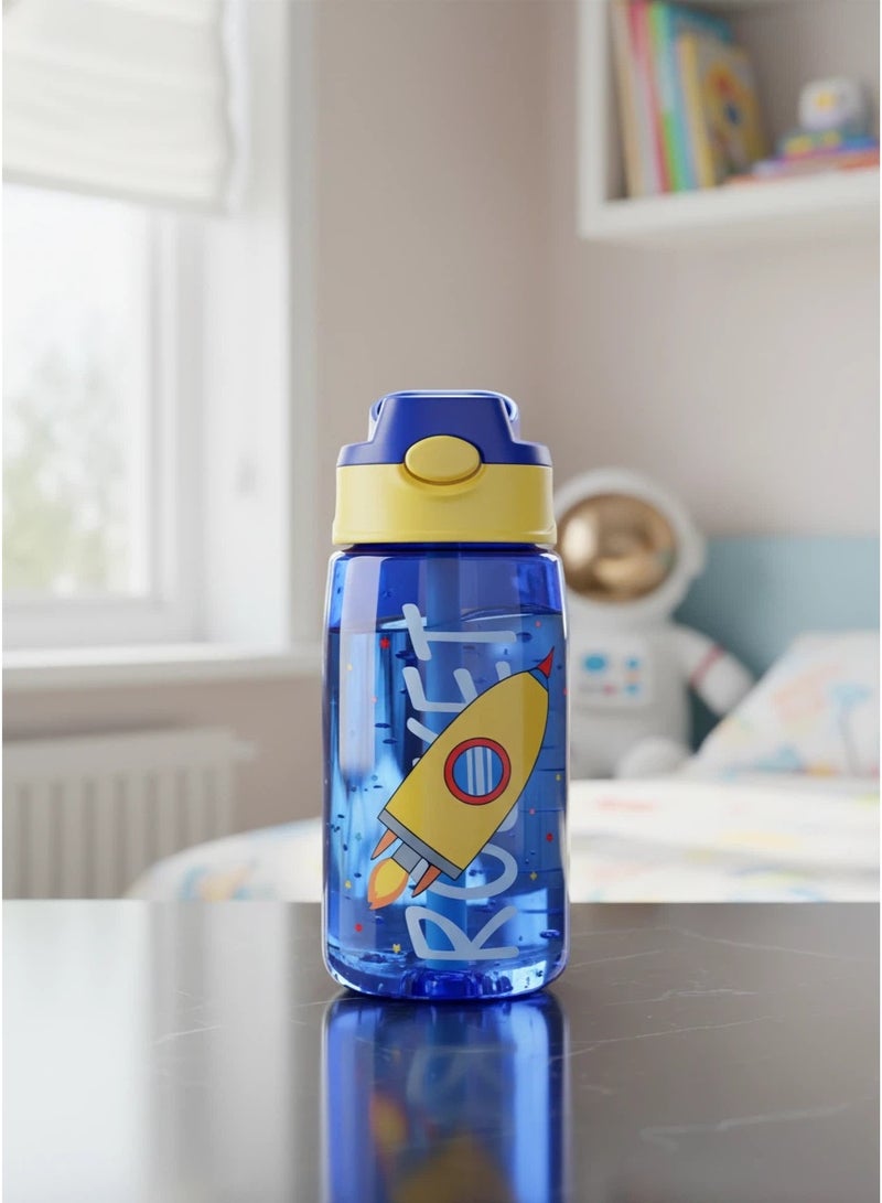 تي ام زجاجة مياه شرب للأطفال 480 مل مع قش ، زجاجة بلاستيكية متينة خالية من مادة BPA مانعة للتسرب ، أزرق - Image 2