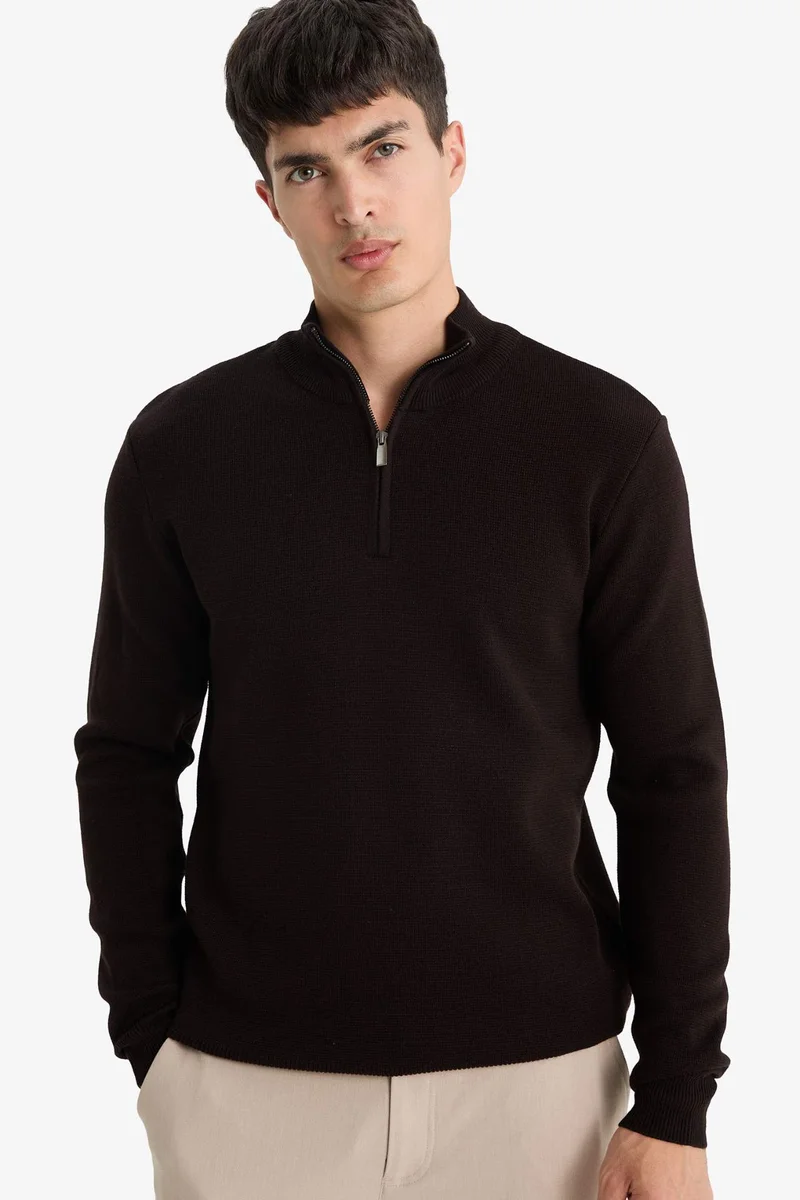 ديفاكتو Standard Fit Half Zippered Basic Knit Pullover