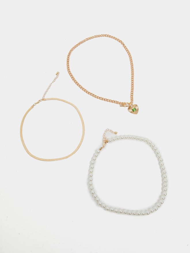 Styli Styli Layered Pearl and Chain Necklace Set  - Image 3