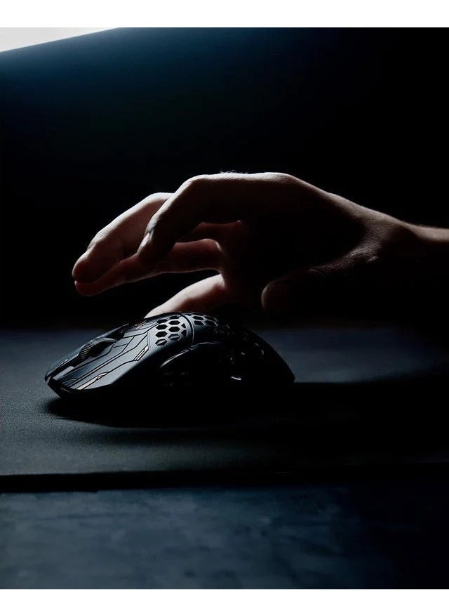 Final Mouse Finalmouse Ultralightx Guardian 8000Hz 35GR Gaming Mouse Lion  - Image 5
