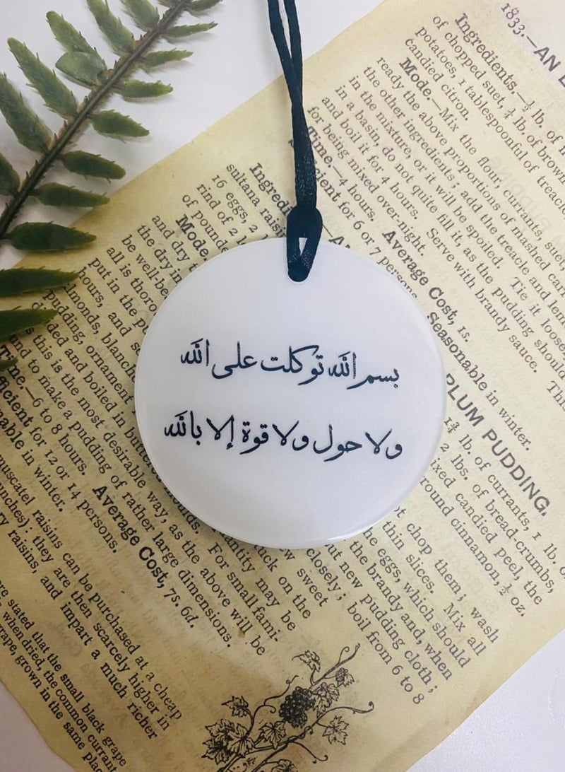 An elegant Double-sided Car Pendant Made of Luxurious Resin - Image 3