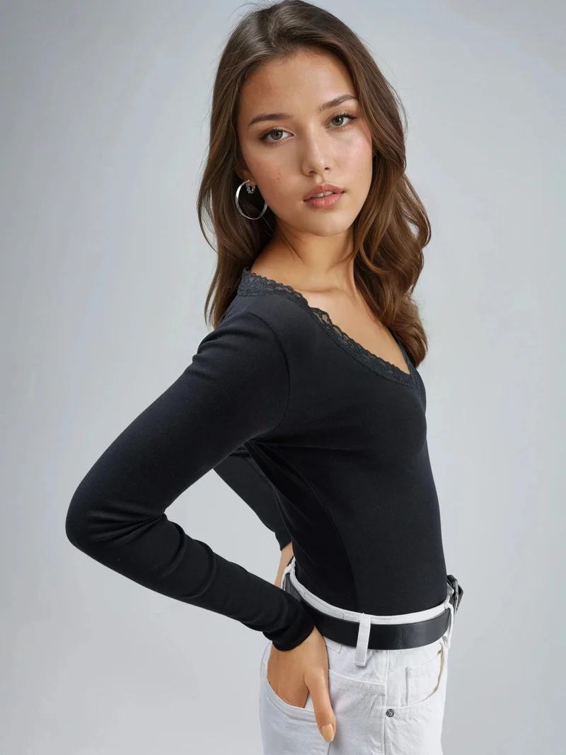 Busem BUSEM Slim Fit V-Neck Blouse with Lace Detail