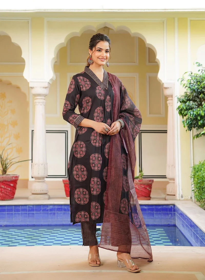 زيري سوق Black Rayon Blend Ajrakh Printed Straight 3-Piece Kurta Set