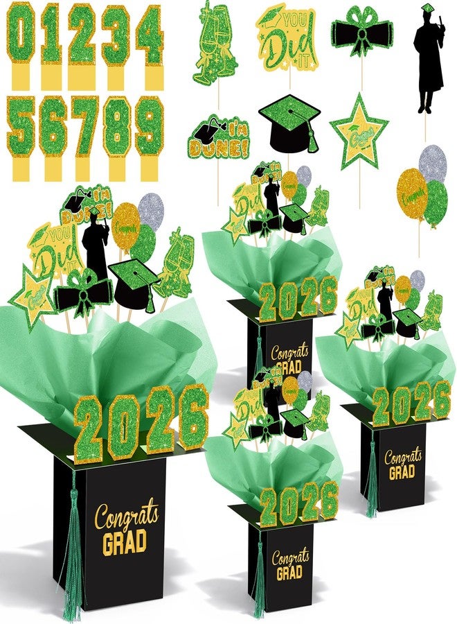 Weekgrat مجموعة زينة طاولة التخرج Weekgrat، 4 مجموعات، 95 قطعة، 2026، تتضمن قطع مركزية للتهنئة بالخريجين، صندوق على شكل قبعة تخرج، أعواد تهنئة، زينة طاولة، أرقام تهنئة مقطوعة (أخضر). - Image 1