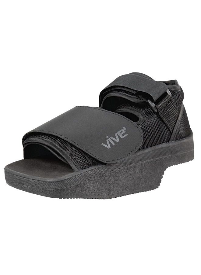 VIVE حذاء ما بعد الجراحة بزاوية - حذاء لتخفيف الضغط عن الكعب أو الكاحل - استعادة طبية للقدم بعد جراحة العظام أو الأنسجة الرخوة، الكسور، التهاب اللفافة الأخمصية، القرح، القدمين (للرجال حتى 6.5 / للنساء 6-8) - Image 1