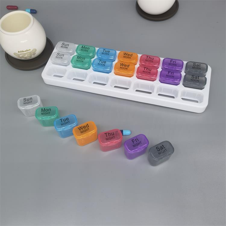 Portable 31-Grid Keyboard Small Pill Box Independent Storage Medicine Box Digital Pill Transparent Home Pill Box - Image 3