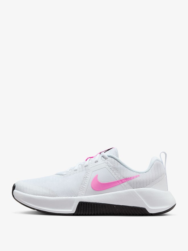 Nike MC Trainer 3 Shoes - Image 1