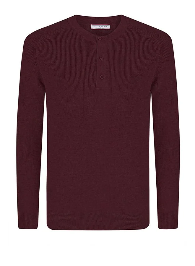 Crew Neck Buttoned Pullover