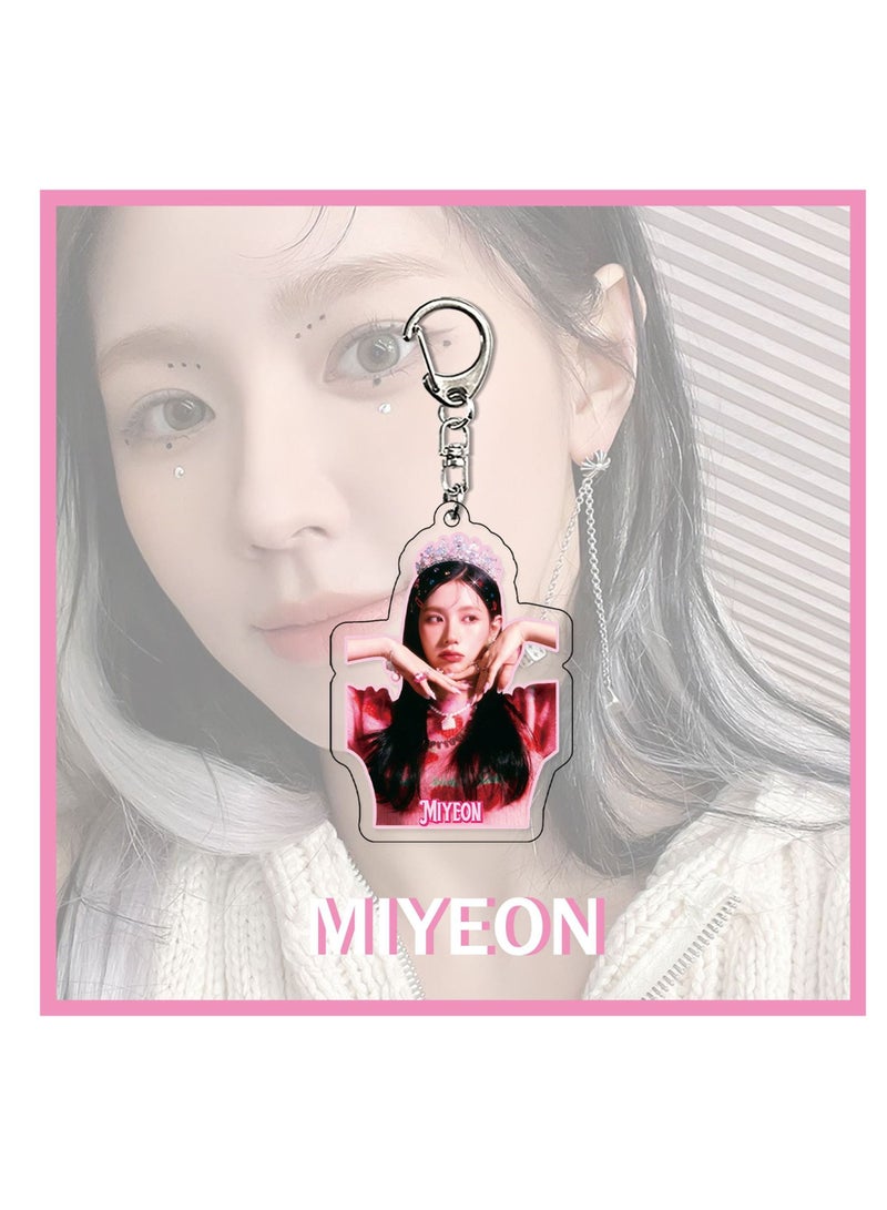 GIDLE I Feel Album Star Pendant Keychain Acrylic Material Collection Pendant-MIYEON