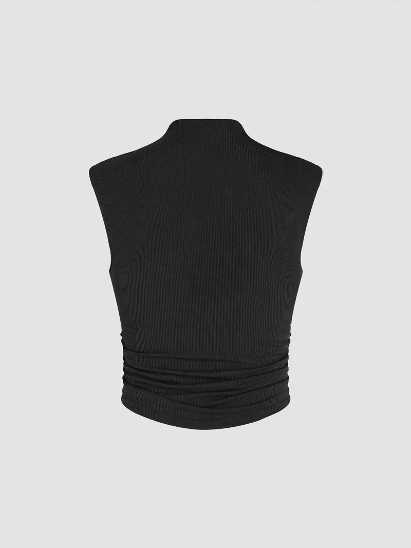 هيكاب بلوزة قصيرة بياقة نصف مدورة مكشكشة