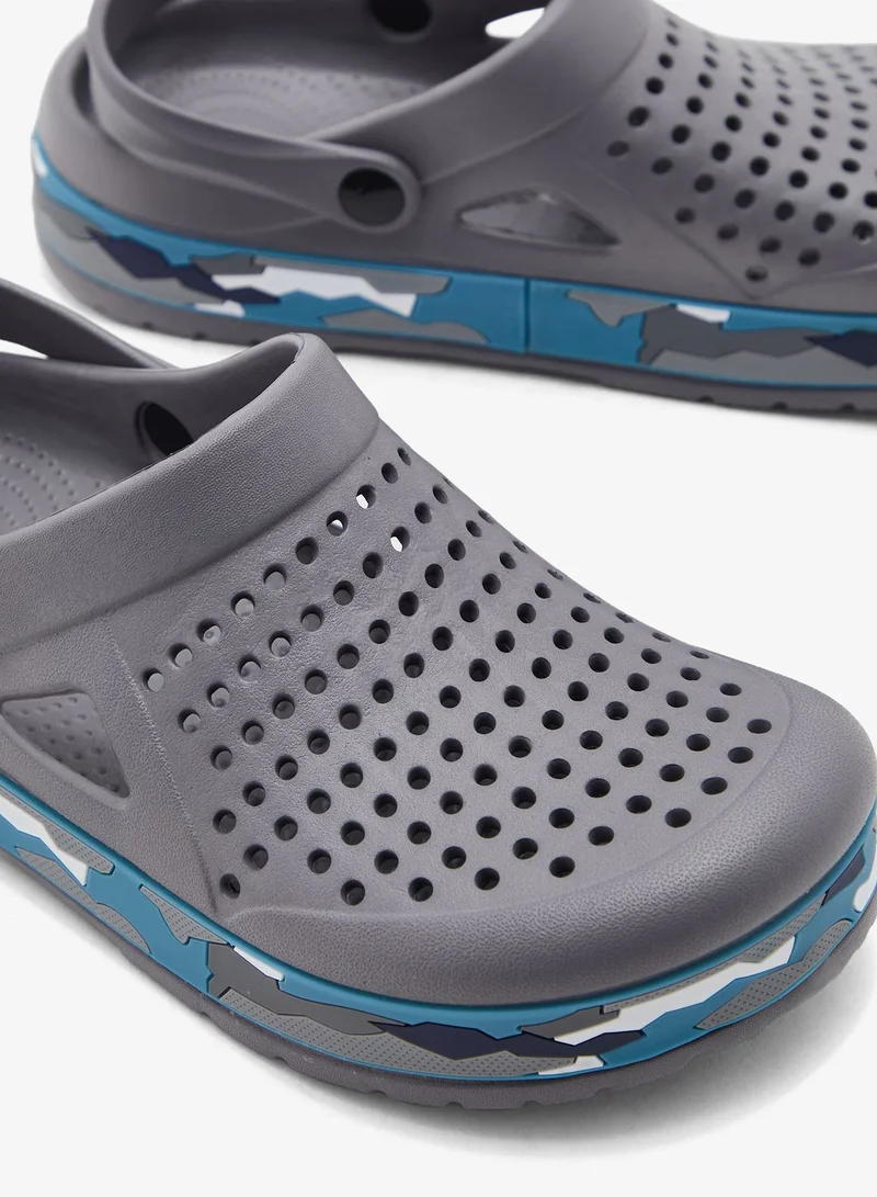 Seventy Five Grey Casual Men's Clogs for Men | Best Price UAE