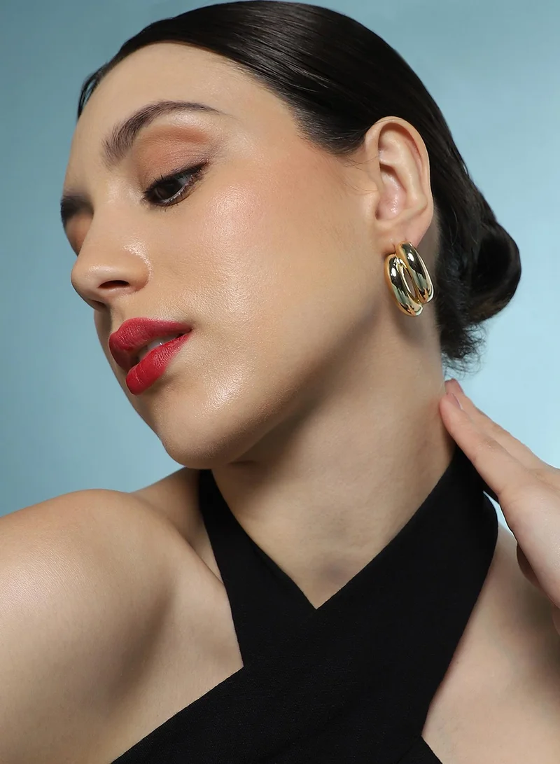 Sohi  Women The Strokes Hoop Earrings | California  Colour | One-Size | Metallic Alloy Material | Push Back Closure | Earrings For Casual & Evening Wear for Women | Best Price UAE