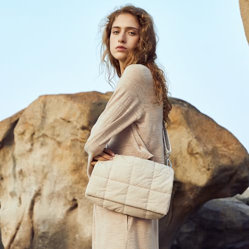 CLUCI حقيبة كتف كلوسي المنفوخة للنساء - حقيبة كروس بودي خفيفة الوزن من القطن المحشو - Image 2