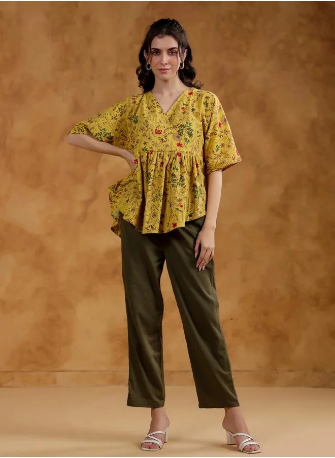 sanskrutihomes Sanskrutihomes Printed V-Neck Pleated Top and Pants Co-Ords