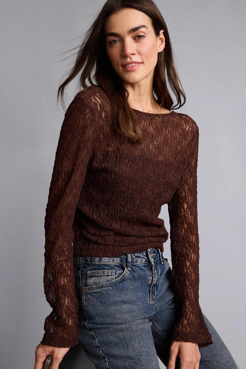 ديفاكتو Slim Fit Boat Collar Long Sleeve Blouse