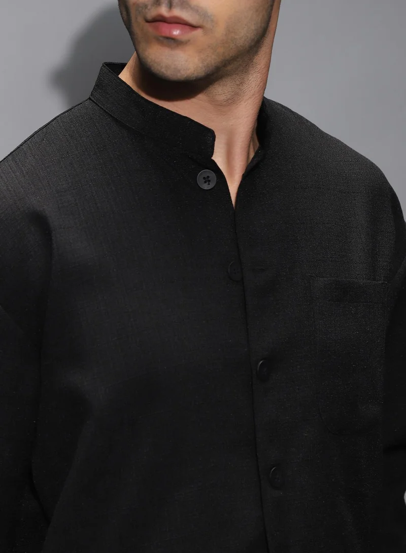 Campus Sutra Campus Sutra Men's Onyx Black Band-Collar Heathered Shacket For Casual Wear | Band Collar | Long Cuffed Sleeves | Button Closure | Overshirt/Shacket Shirt Crafted With Comfort Fit For Everyday Wear