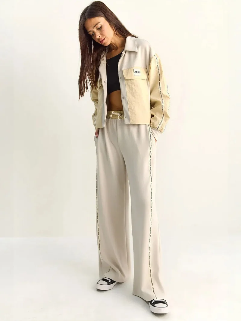 بيانكو لوتشي LUCCI Striped Shirt Collar Jacket and Wide-Leg Pants Set