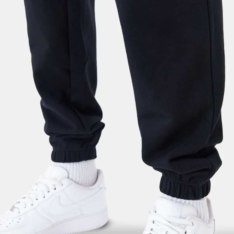 NEW ERA Men's NBA Chicago Bulls Script Joggers
