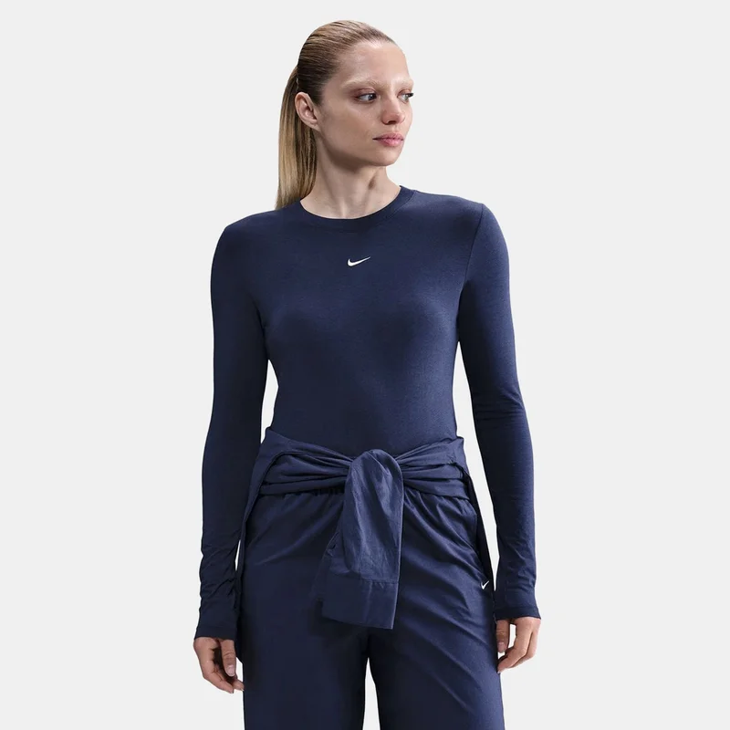 نايكي تيشيرت قصير سبورتسوير تشيل كينت للنساء